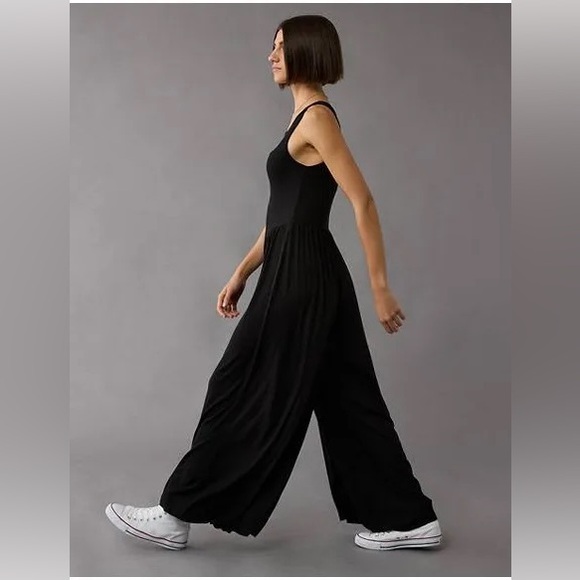 AE Soft & Sexy High Neck Jumpsuit (L) - Picture 2 of 8